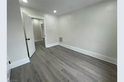 9703 Elwell Avenue, Loveland, OH 44104 - Photo 25