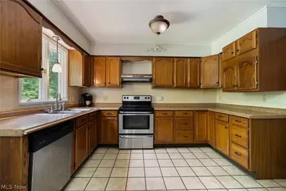 542 Garnette Road, Akron, OH 44313 - Photo 7
