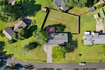 586 Brookpark Drive, Cuyahoga Falls, OH 44223 - Photo 29