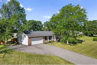 586 Brookpark Drive, Cuyahoga Falls, OH 44223 - Photo 27