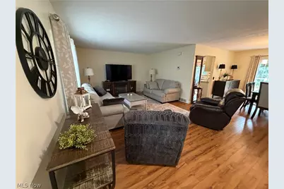 11280 Braddock Street NW, Canal Fulton, OH 44614 - Photo 3