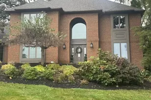 4063 Dunoon Cir NW, Canton, OH 44718 - Photo 1