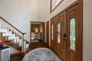 4063 Dunoon Cir NW, Canton, OH 44718 - Photo 5