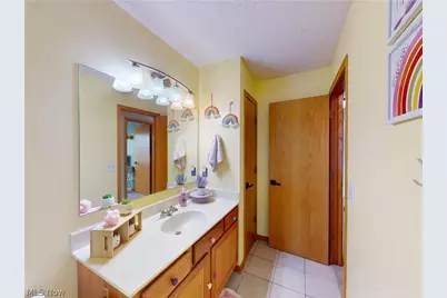 2450 Fairchild Circle NW, Uniontown, OH 44685 - Photo 35