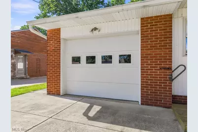 820 Harmon Street SW, North Canton, OH 44720 - Photo 5