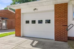 820 Harmon St SW, North Canton, OH 44720 - Photo 5