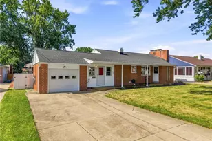820 Harmon St SW, North Canton, OH 44720 - Photo 3