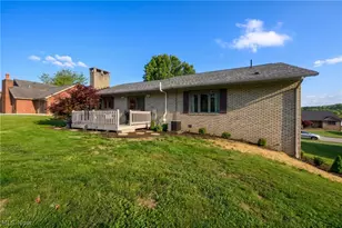 1941 Buckeye St NE, New Philadelphia, OH 44663 - Photo 7