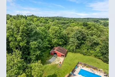 66073 Wolfs Den, Cambridge, OH 43725 - Photo 17