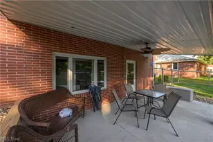 2984 Seikel Dr NE, Dover, OH 44622 - Photo 9