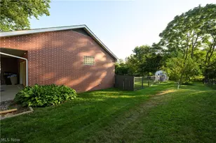 2984 Seikel Dr NE, Dover, OH 44622 - Photo 3