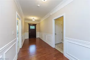 8541 Alexis Dr, Macedonia, OH 44056 - Photo 3