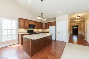8541 Alexis Dr, Macedonia, OH 44056 - Photo 7