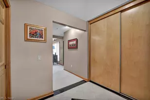 32668 Deerspring Ct, North Ridgeville, OH 44039 - Photo 15