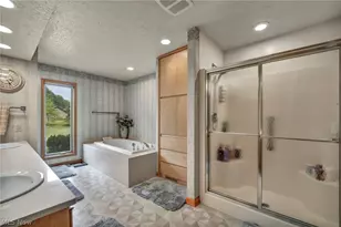32668 Deerspring Ct, North Ridgeville, OH 44039 - Photo 39