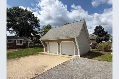 815 3rd Street SW, New Philadelphia, OH 44663 - Photo 25