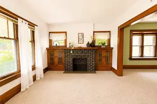 684 Dayton St, Akron, OH 44310 - Photo 7