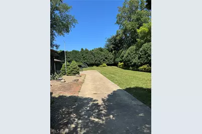 36349 S Riverview Drive, Eastlake, OH 44095 - Photo 5