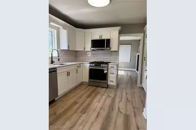 36349 S Riverview Drive, Eastlake, OH 44095 - Photo 25