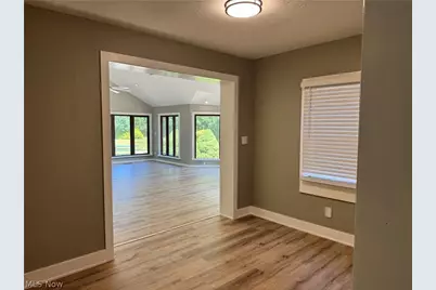 36349 S Riverview Drive, Eastlake, OH 44095 - Photo 17
