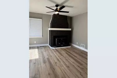 36349 S Riverview Drive, Eastlake, OH 44095 - Photo 21