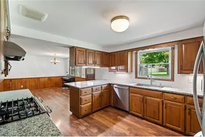 5059 Broadview Street NE, Louisville, OH 44641 - Photo 15