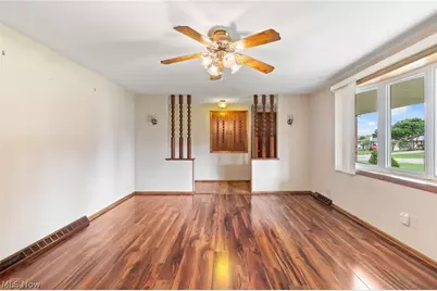 5059 Broadview Street NE, Louisville, OH 44641 - Photo 9