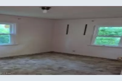 92 W Ingleside Drive, Akron, OH 44319 - Photo 7
