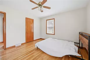 6940 Paxton Rd, Youngstown, OH 44512 - Photo 11