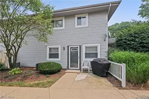 2436 Island Dr, Uniontown, OH 44685 - Photo 1