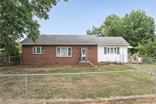 121 E Ralston Ave, Akron, OH 44301 - Photo 3