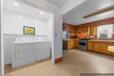 121 E Ralston Avenue, Akron, OH 44301 - Photo 11