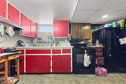 121 E Ralston Avenue, Akron, OH 44301 - Photo 25