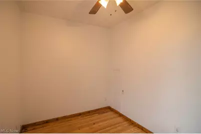 4254 Harrison Street, Bellaire, OH 43906 - Photo 19