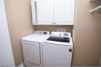 107 Broad Street, St Clairsville, OH 43950 - Photo 21