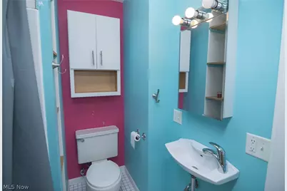 107 Broad Street, St Clairsville, OH 43950 - Photo 23