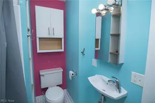 107 Broad St, St Clairsville, OH 43950 - Photo 23