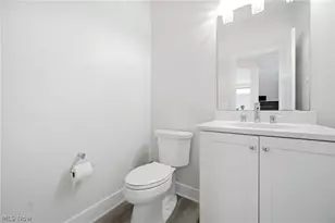9400 Rockys Ct, Grandview Heights, OH 44147 - Photo 31