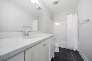 9400 Rockys Ct, Grandview Heights, OH 44147 - Photo 25