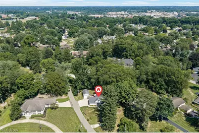 5178 East Boulevard NW, Canton, OH 44718 - Photo 9