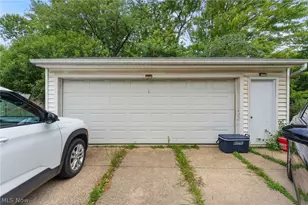 14220 Triskett Rd, Loveland, OH 44111 - Photo 13