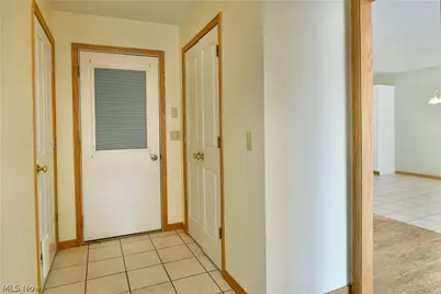 10420 Carrie Drive, New Middletown, OH 44442 - Photo 29