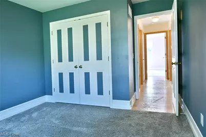 10420 Carrie Drive, New Middletown, OH 44442 - Photo 25