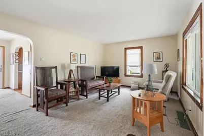 2755 Springfield Lake Drive, Akron, OH 44312 - Photo 5