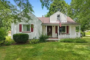 2755 Springfield Lake Dr, Akron, OH 44312 - Photo 1