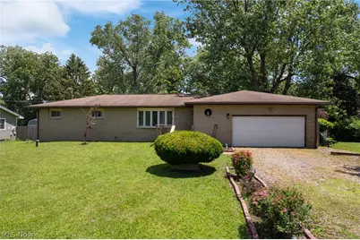12780 Jamestown Avenue NW, Uniontown, OH 44685 - Photo 33