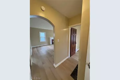 1195 Lindsay Avenue, Akron, OH 44306 - Photo 7