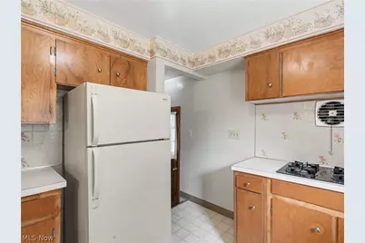 186 E Woodsdale Avenue, Akron, OH 44301 - Photo 13