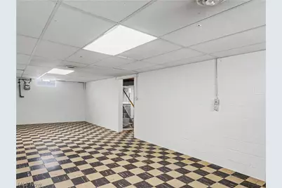 186 E Woodsdale Avenue, Akron, OH 44301 - Photo 23