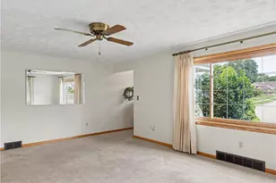 186 E Woodsdale Ave, Akron, OH 44301 - Photo 5
